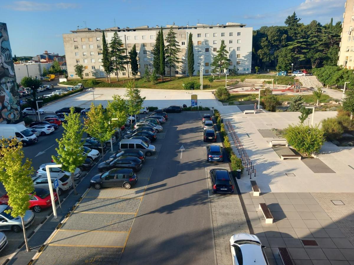 Apartment Veruda Pula Exteriör bild